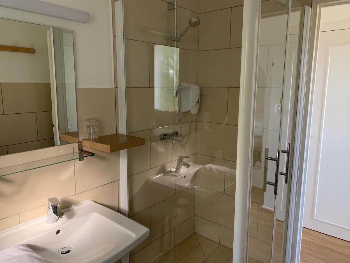 Le Grand Hotel Ussel "Nouvelle Gerance 2023" מראה חיצוני תמונה